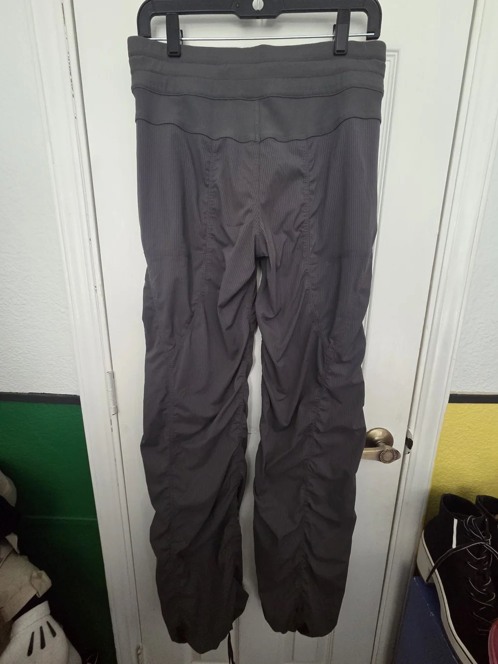 lululemon Dance Studio Charcoal  Drawstring Ruched Jogger Pants. Size 8